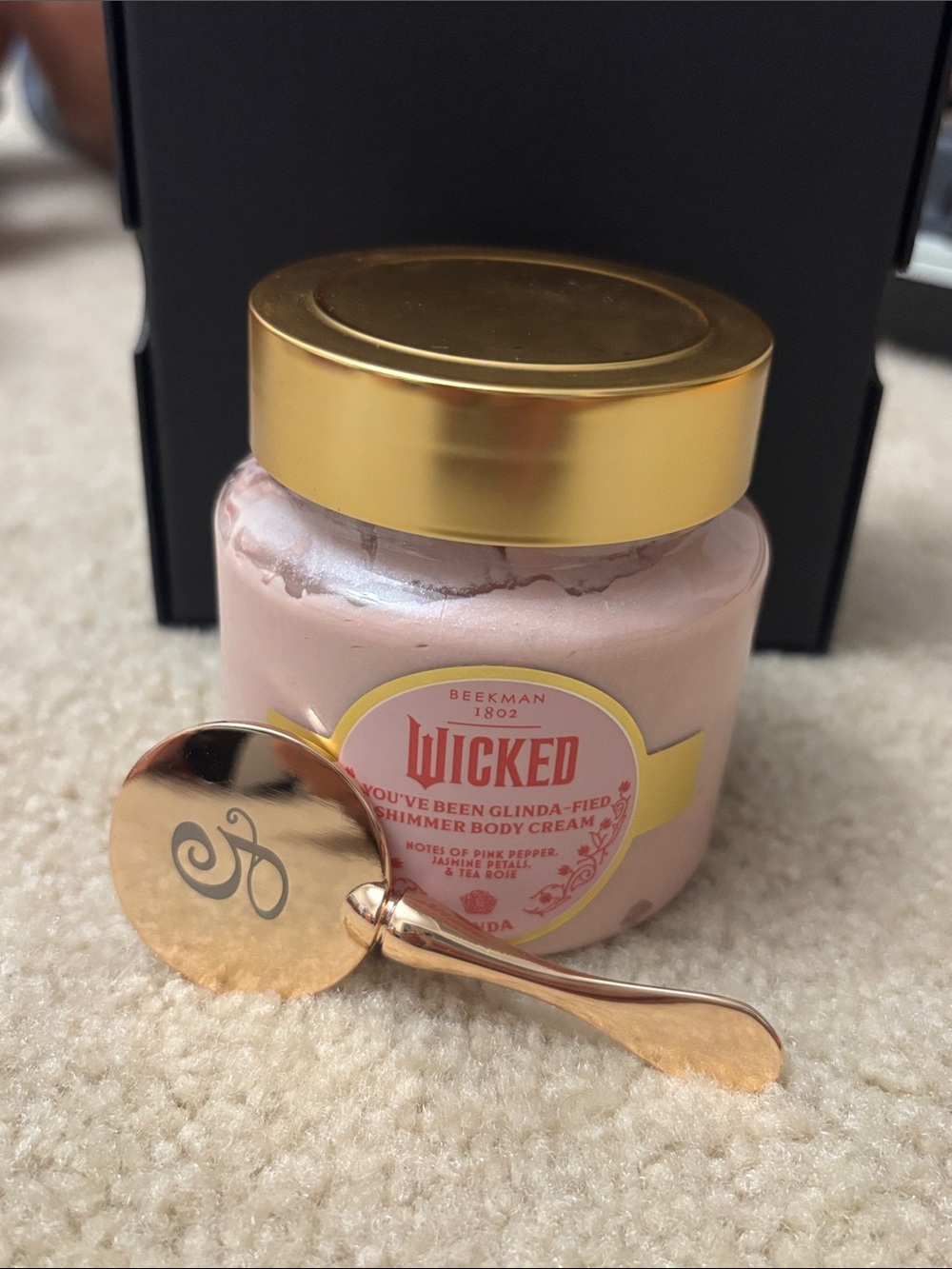 Beekman 1802 Wicked Shimmer Body Cream - Pink with Gold Lid